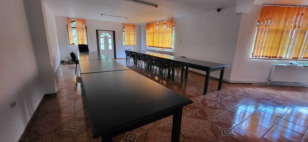 Casa de vanzare (imobil multifuncțional)