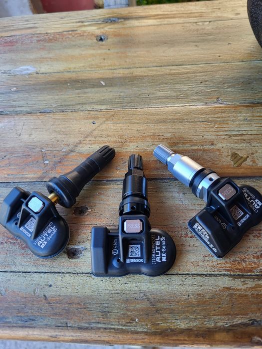 Обучение на TPMS  сензори за  налягането на гумите.