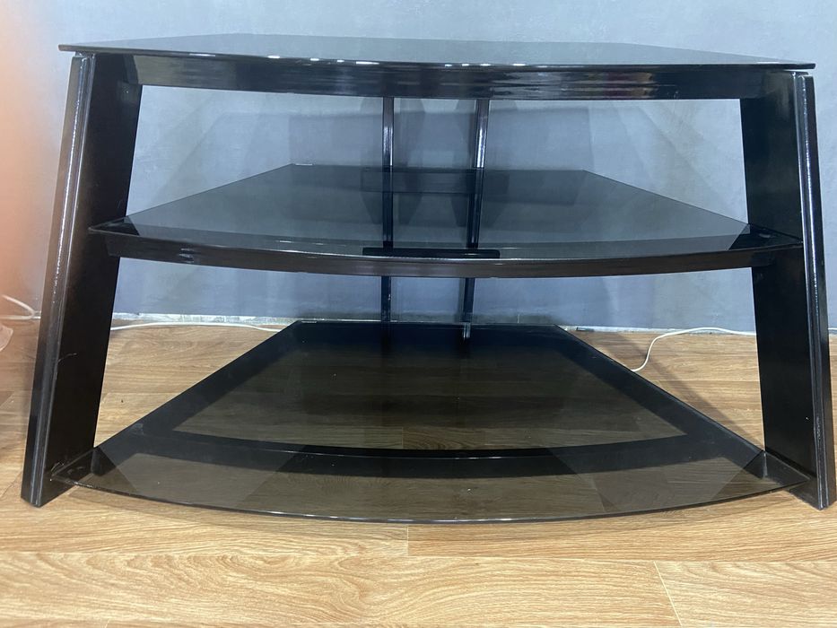 Тумба под телевизор