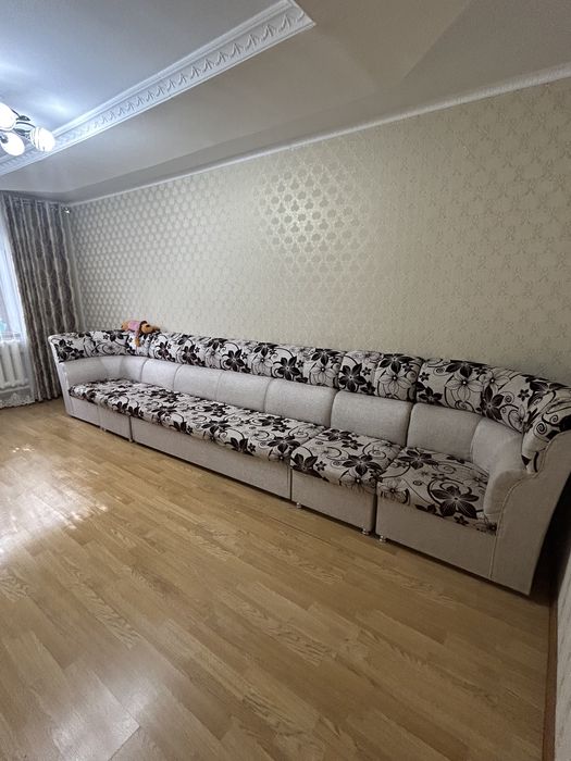 Диван  б/у 4 метра