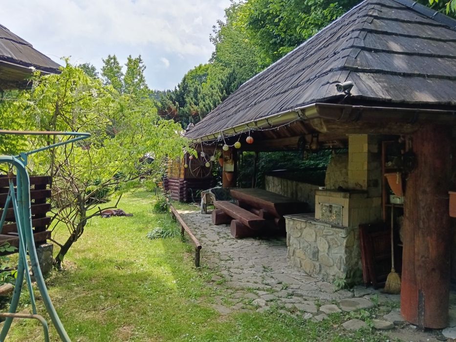 Cabana de inchiriat