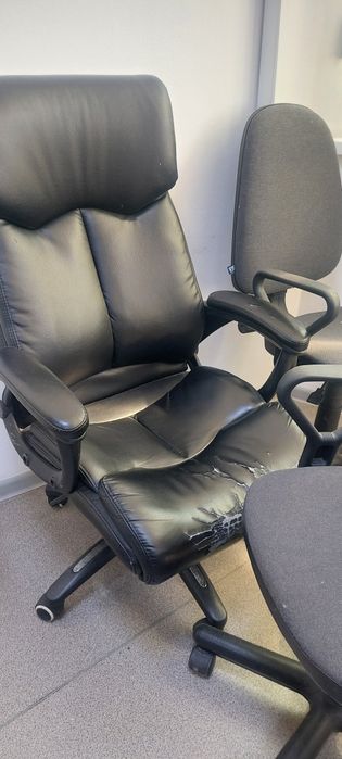 Офисные кресла б/у