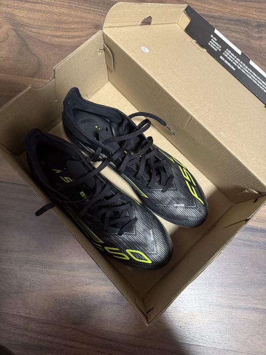 ghete fotbal f50 pro
