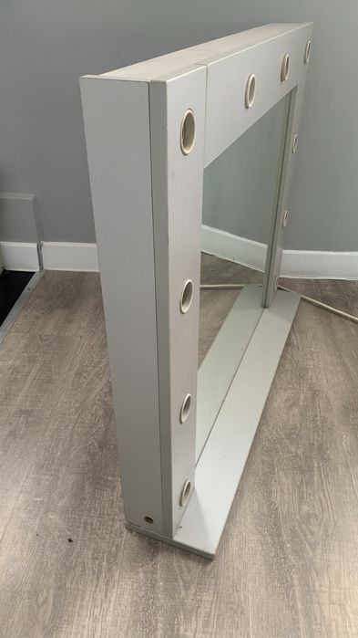 Зеркало гримерное