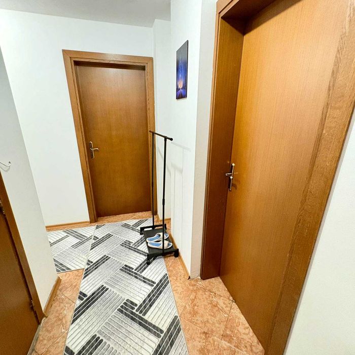 Дава се под наем Тристаен апартамент в Банско - 100 кв.м за 400 € - Снимка #8