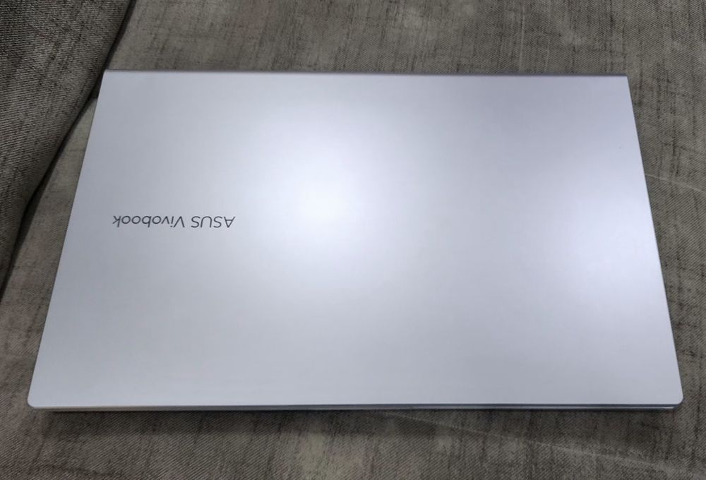 ASUS Vivobook 15/ Intel i5- 1135 / 8GB DDR4/ 512 GB/ GeForce MX330