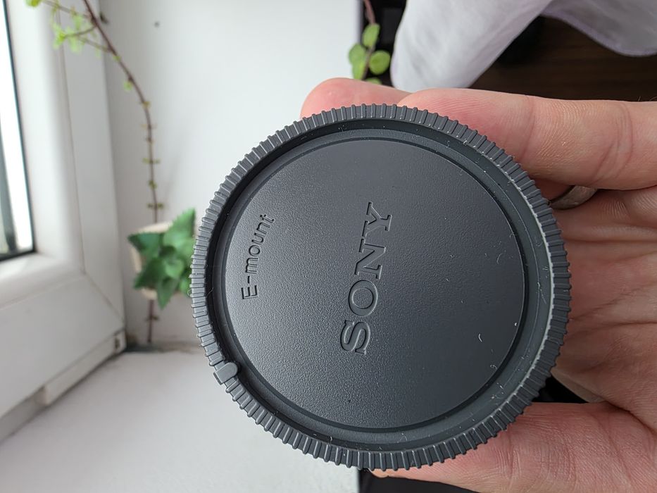 Obiectiv Sony FE 28–70mm F3.5–5.6 OSS – Sony E (Mirrorless)
