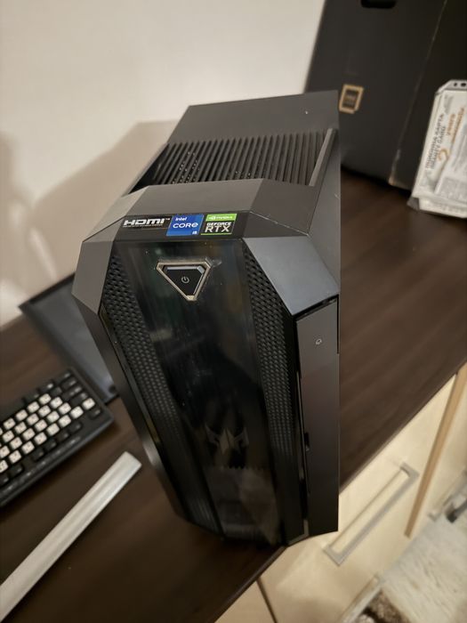 Геймърски компютър с RTX 3070 и 64 GB RAM