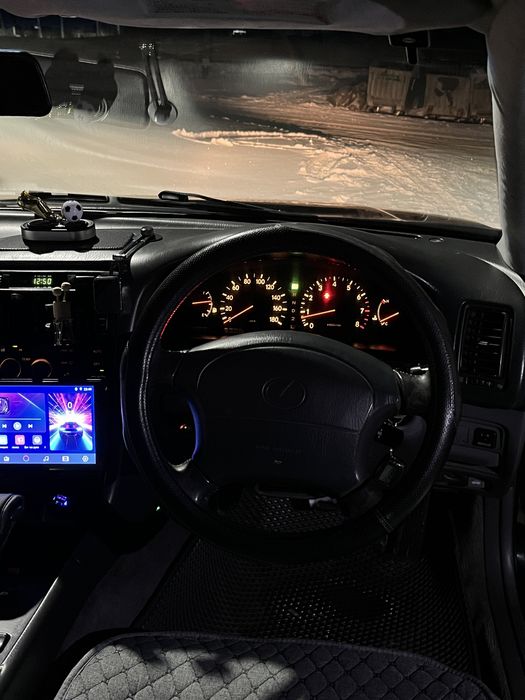 Toyota Aristo продам