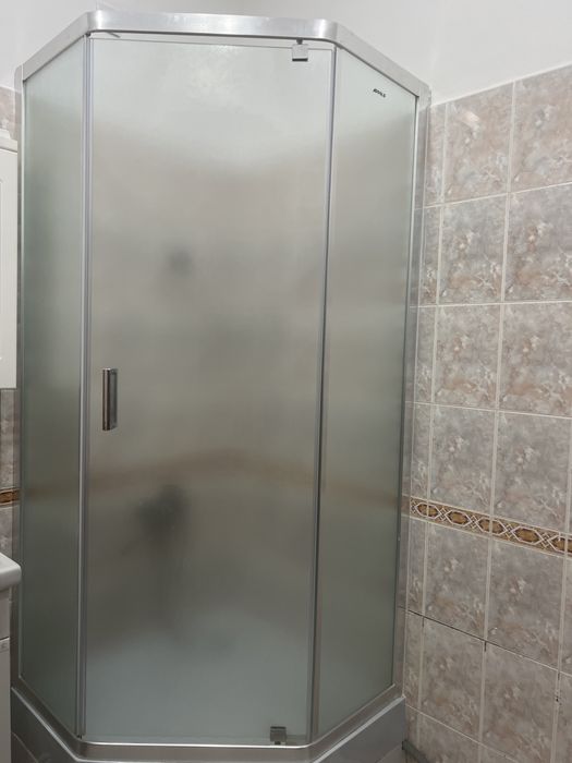 Продам душевую кабину