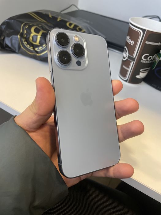 Iphone 13 pro 256gb  M/a karobkasi bor