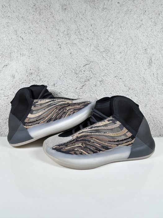 Yeezy QNTM Amber Tint