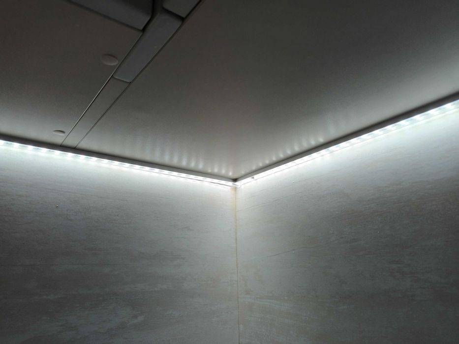 LED лента 220V 10W 10мм 4000k,6000k за кухня,витрини,лед лента,20м