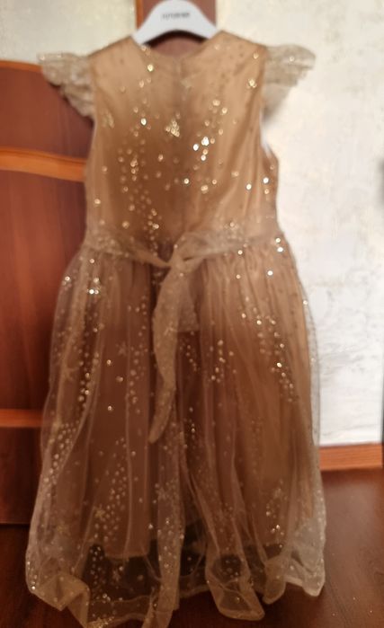 Продам платье на 10-11лет