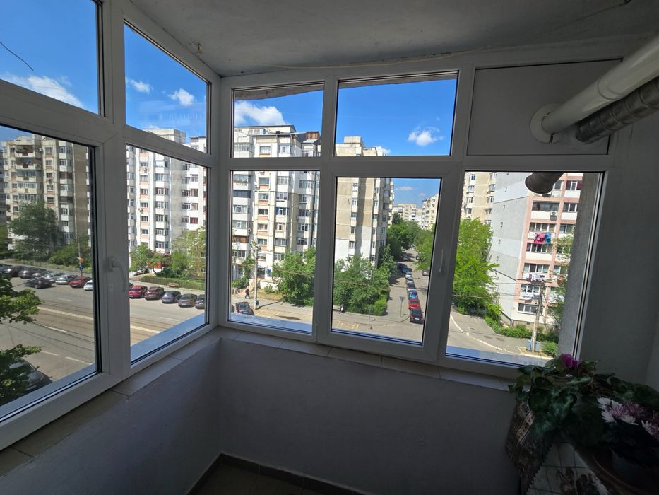 Proprietar PF - Vand apartament 3 camere decomandate - Rond Zimbru