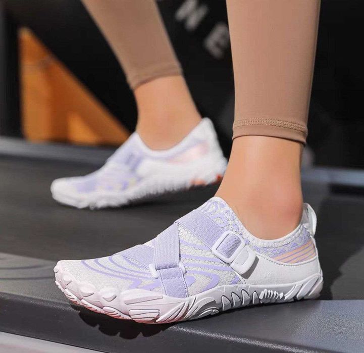 Аквашузы. Обувь для пляжа и бассейна.