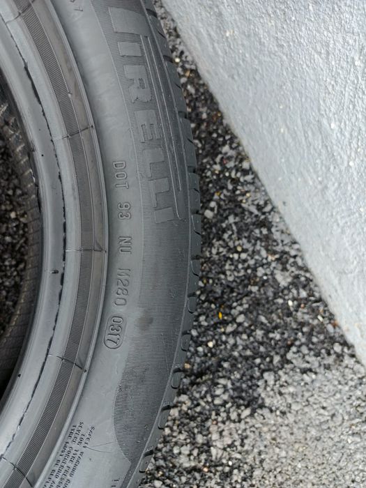 225.50.17 Pirelli Vara Second-hand