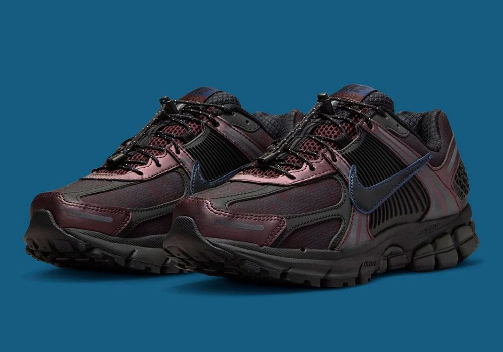 Nike vomero 5 metallic burgundy 42 si 42.5 originali