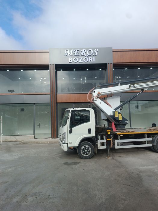 Reklama xizmati bõrtma harflar baner araqal tashqi va ichki reklama