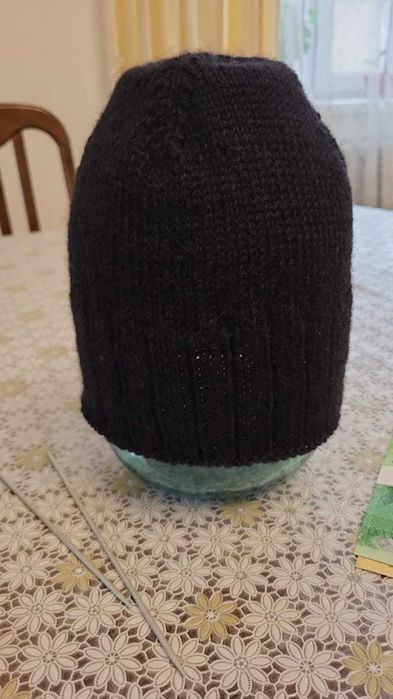 Продам вязаные шапки