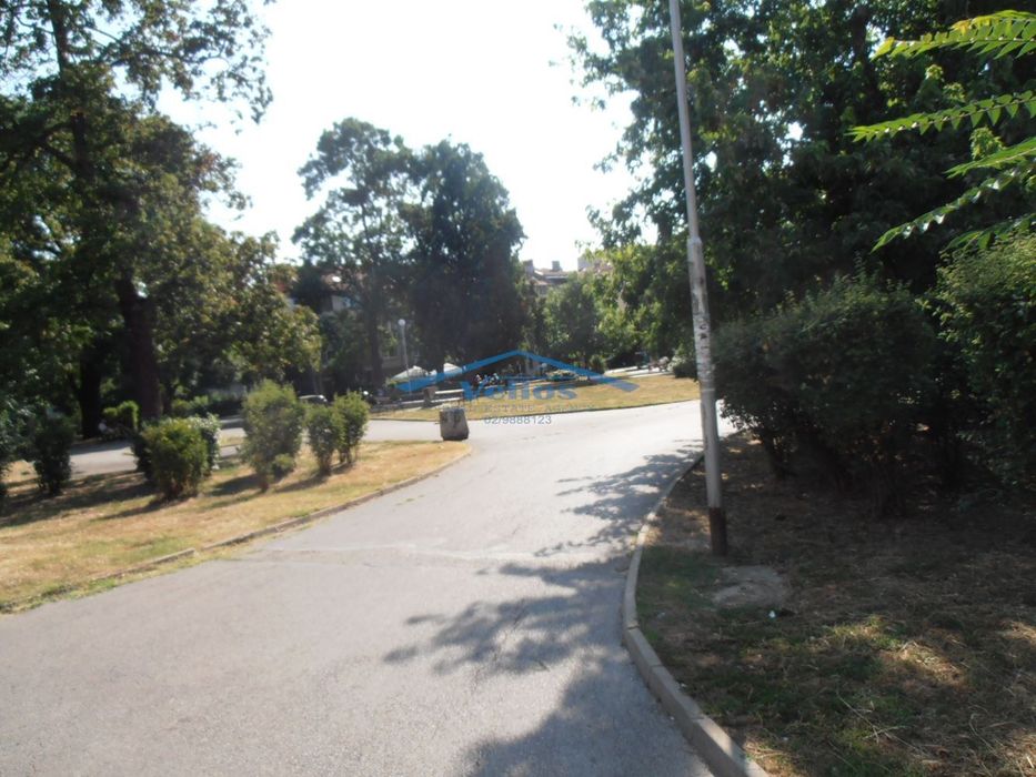 Продава се Ателие в София, Център - 49 кв.м за 1633 €/кв.м - Снимка #1