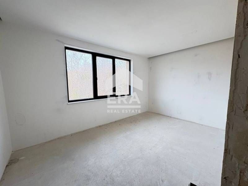 Продава се Къща в Варна, м-т Кочмар - 264 кв.м за 802 €/кв.м - Снимка #3