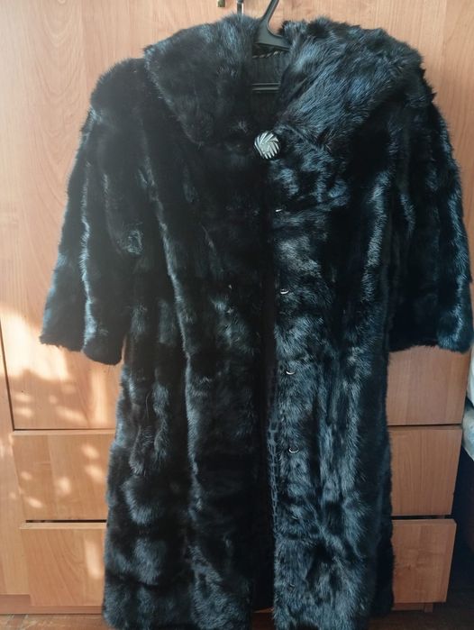 Шуба норковая женская.