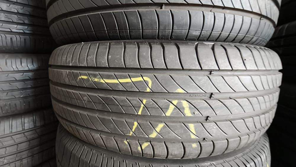 Set 4 anv. vara Michelin  215 65 17, dot.2623, pret/buc