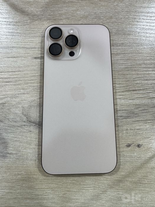 iPhone 16 Pro Max Desert