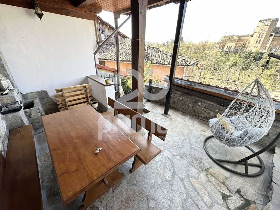 Къща с разработен бизнес