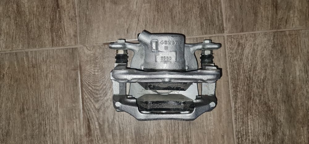 Etrier și plăcute fata stanga bmw x1 (F48)