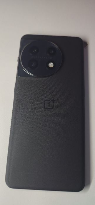 Продам One plus 11
