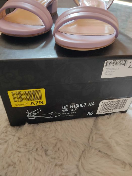 Сандали  в нежен лилав цвят