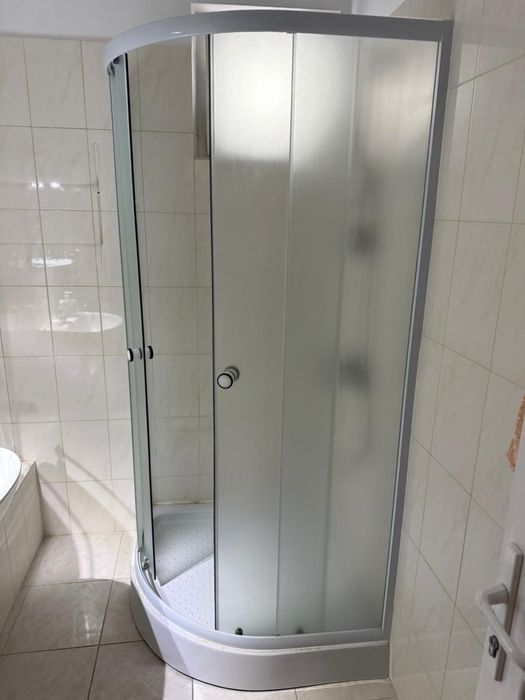 Cabina dus conditii excelente
