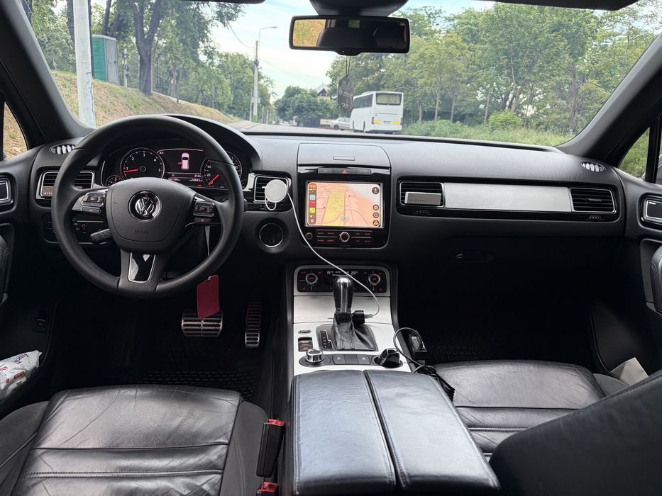 Volkswagen Touareg 7P 2010 3.0 TDI