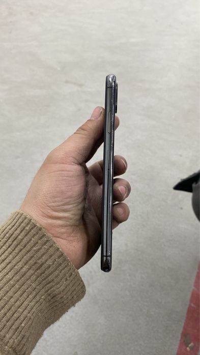 Продам xs maxx 64гб