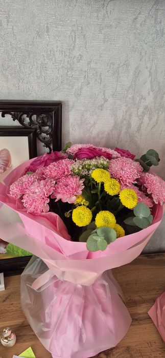 Букет вчера ночью подарили