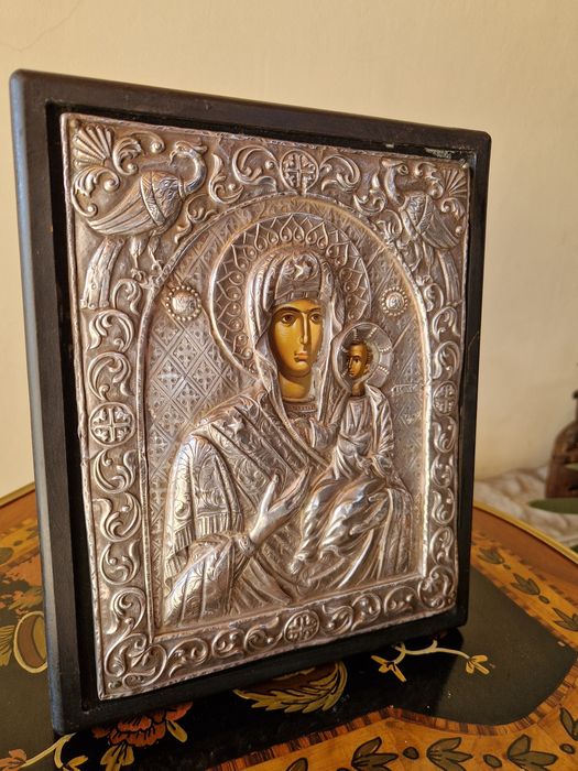 Чудесна антикварна сребърна икона със сертификат