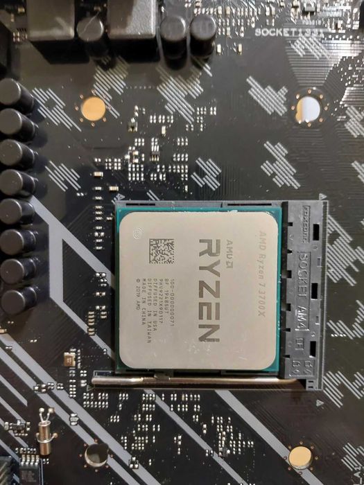 AMD Ryzen 7 3700X + Asus TUF B450 Plus Gaming