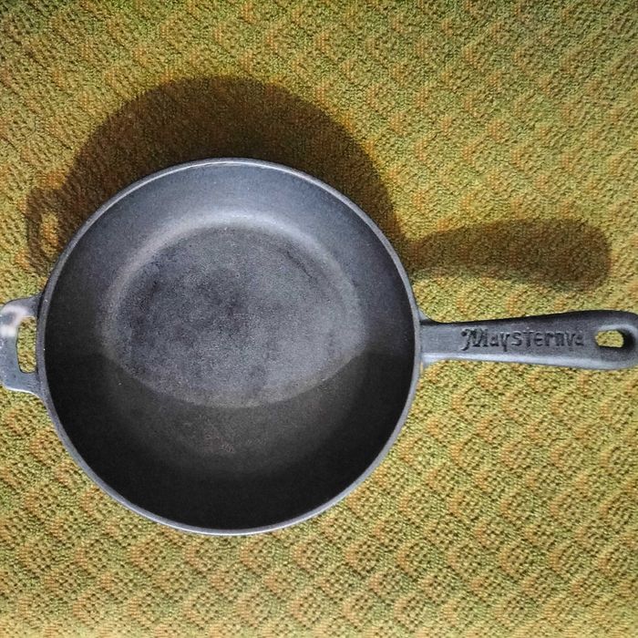 Чугунная сковорода, 16 см, б/у