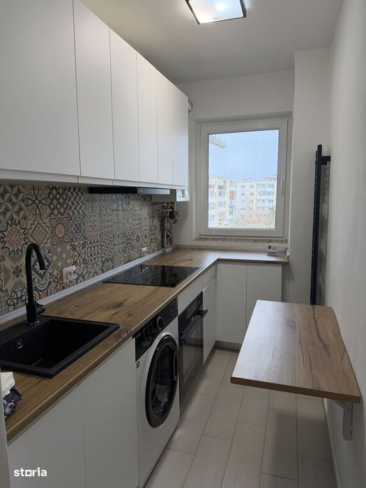 Garsonieră spațioasă cu balcon, Aleea Liliacului