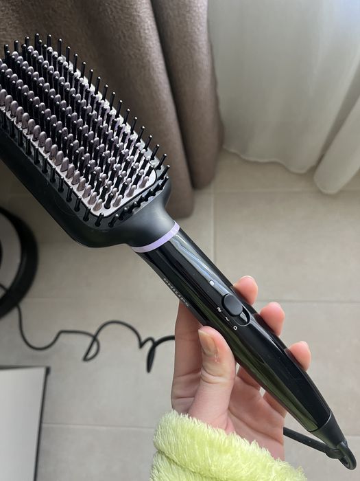 Четка с горещ въздух за изправяне на коса