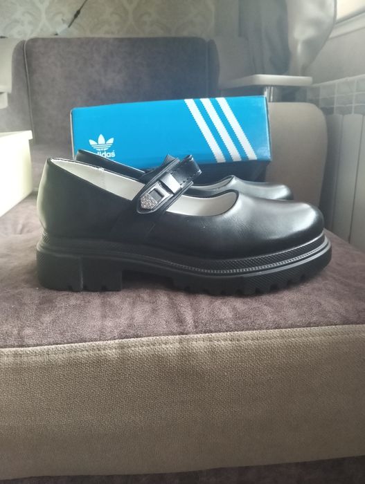 Школьная обувь для девочек