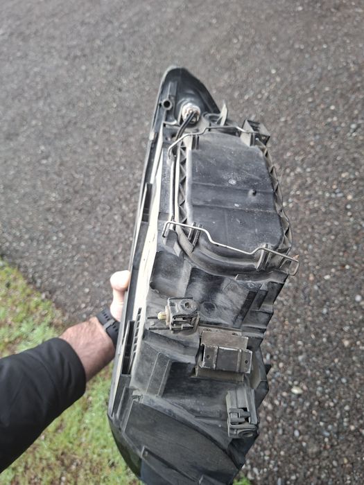 Фара правая volva s40