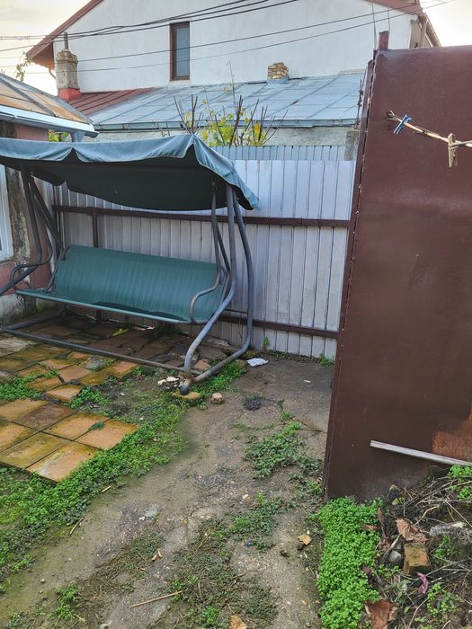 Inchiriez casa chercea