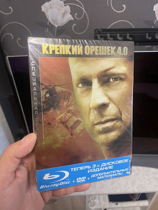 Blu-ray Die Hard 4 BD+DVD steelbook