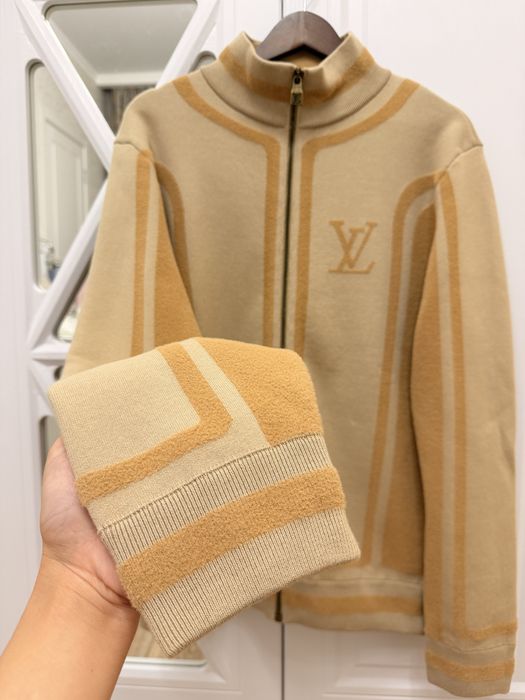 Продается люксовые вещи Loius Vuitton 1:1
