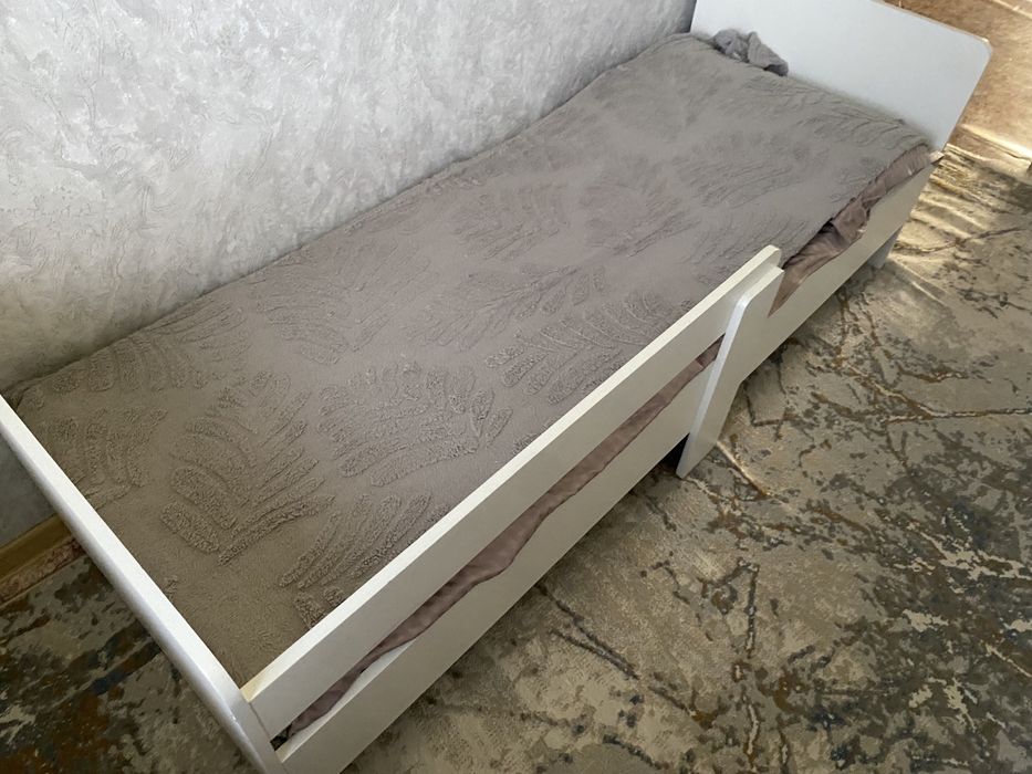 Продам кровать детский