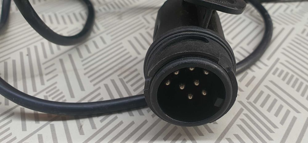 Ansamblu de remorcare cu triple si stecher cu 13 pini, impecabil