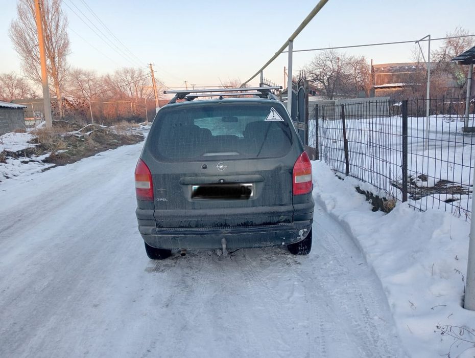 продам машину OPEL ZAFIRA